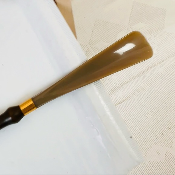 Back Scratcher and Shoe Horn 22” Beechwood Resin - Picture 4 of 6